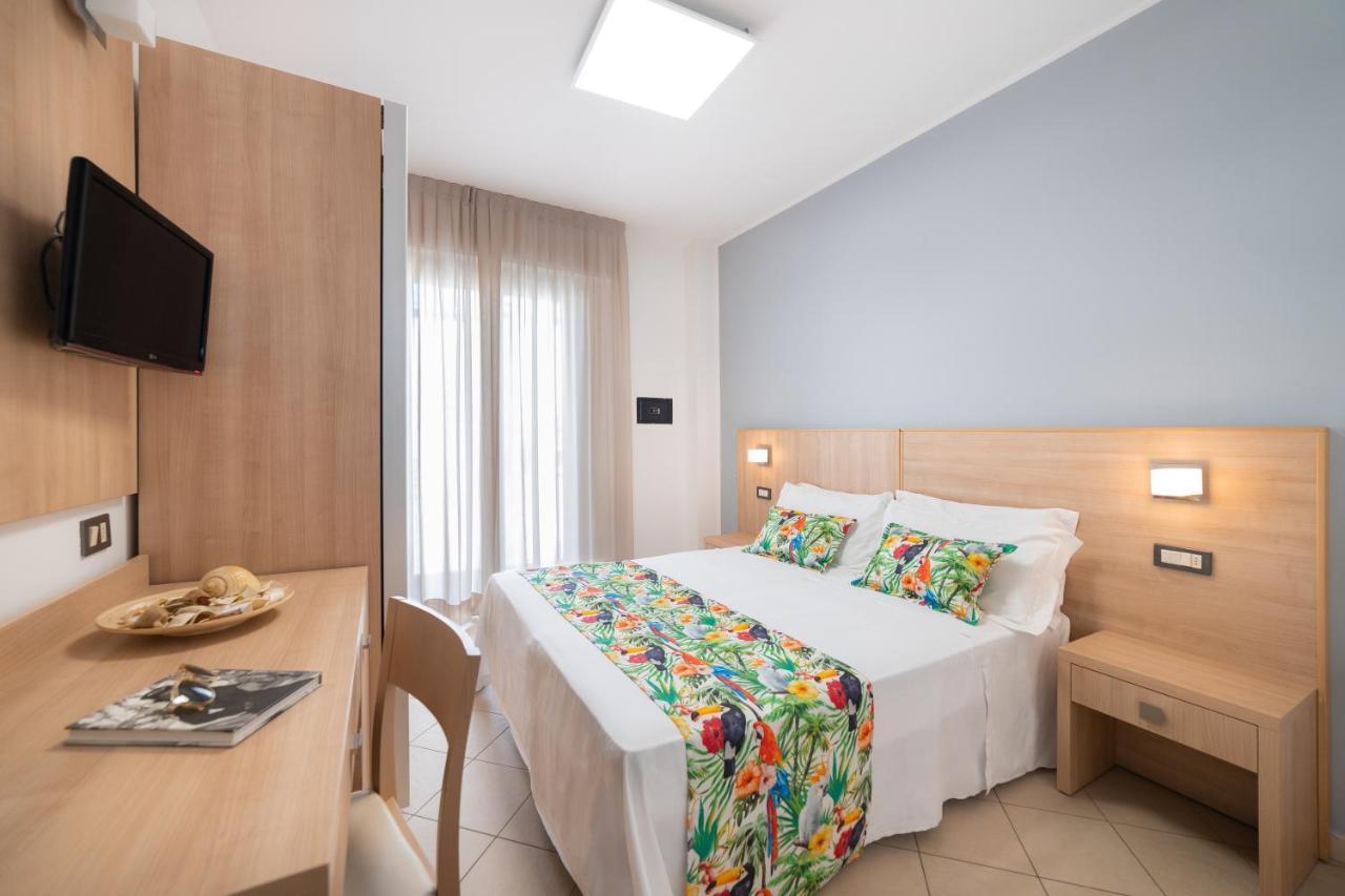 Hotel Amalfi - Smart Hotel 里乔内 外观 照片