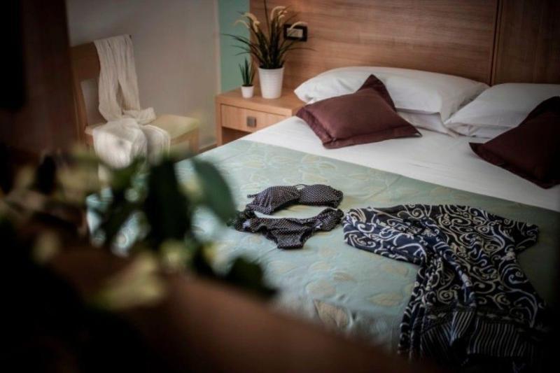 Hotel Amalfi - Smart Hotel 里乔内 外观 照片