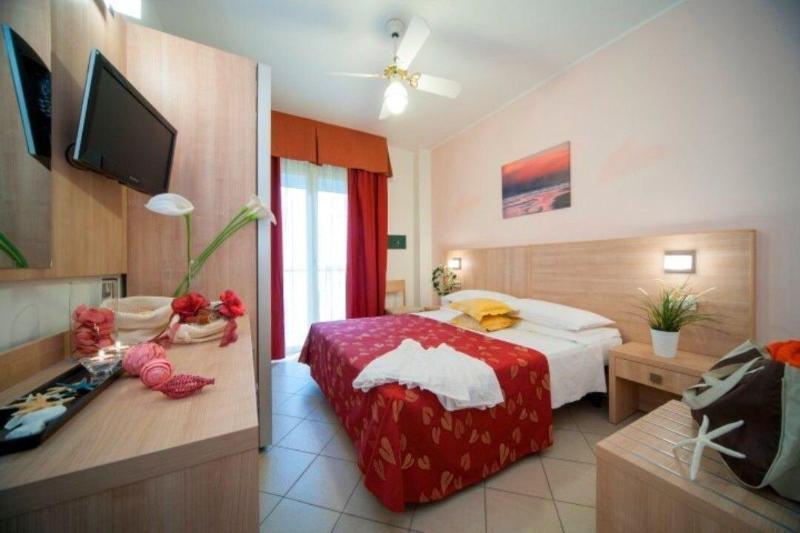 Hotel Amalfi - Smart Hotel 里乔内 外观 照片
